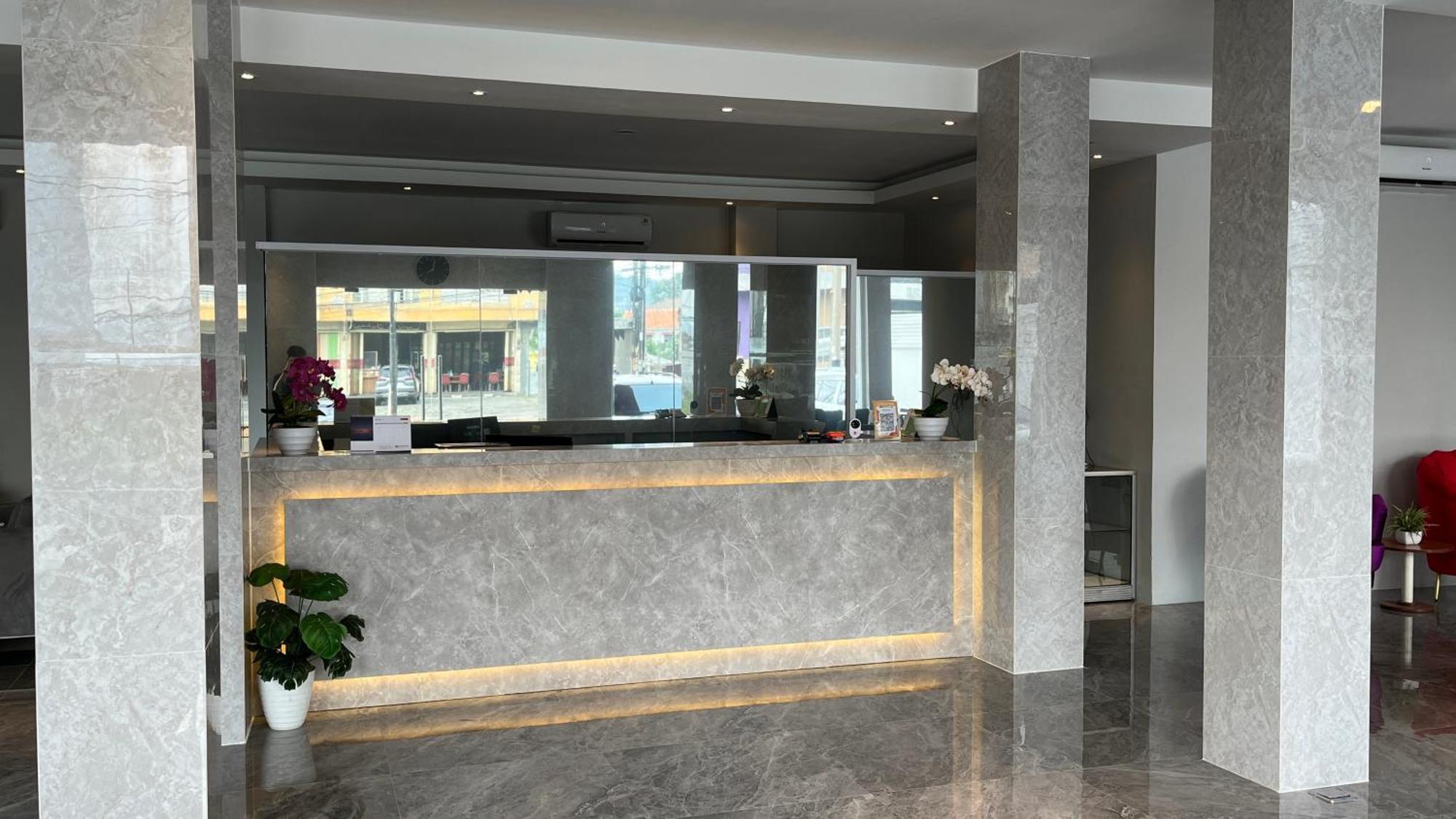 Reddoorz Premium At Jalan Diponegoro Lampung Bandar Lampung Exterior foto