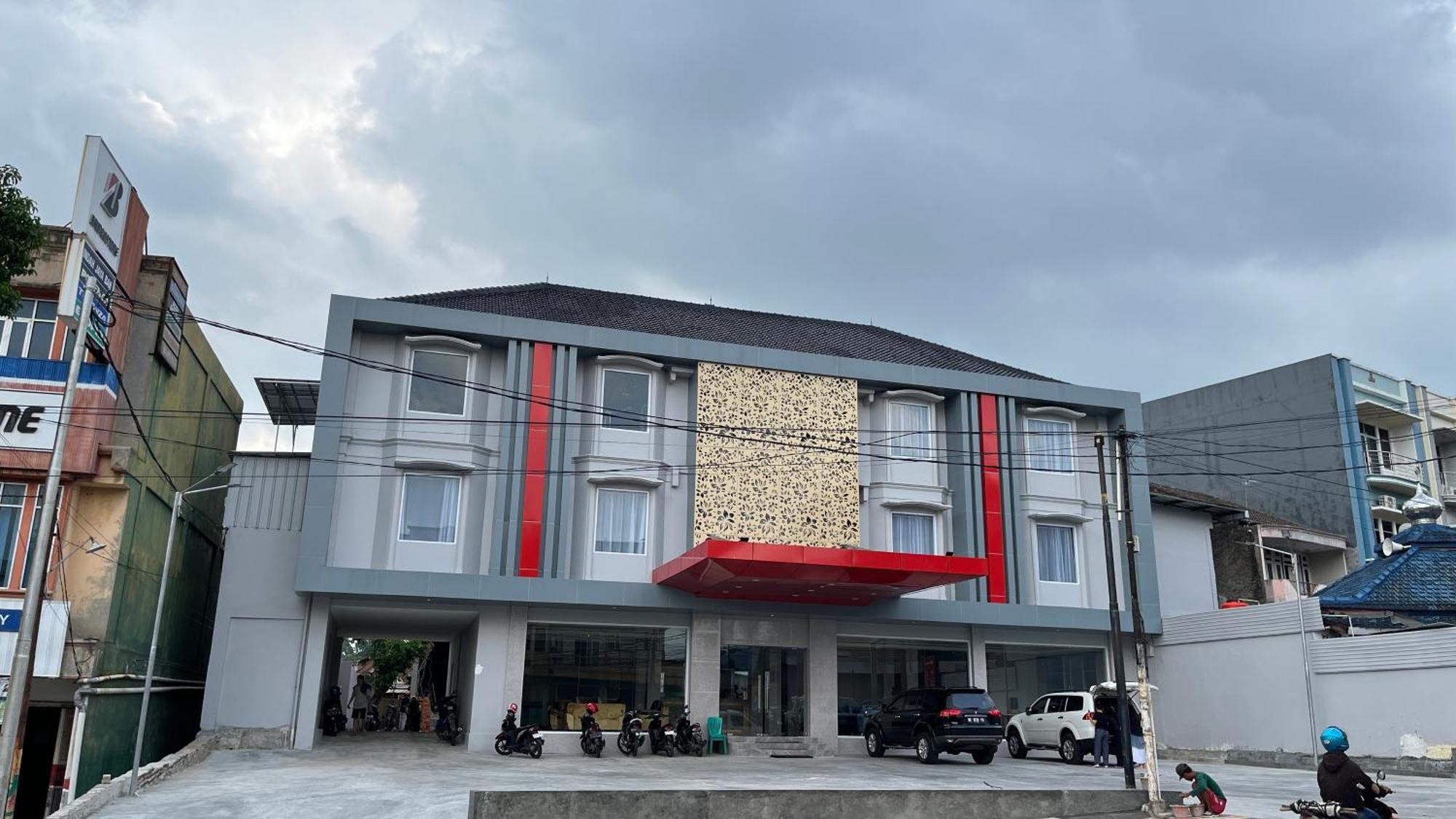 Reddoorz Premium At Jalan Diponegoro Lampung Bandar Lampung Exterior foto