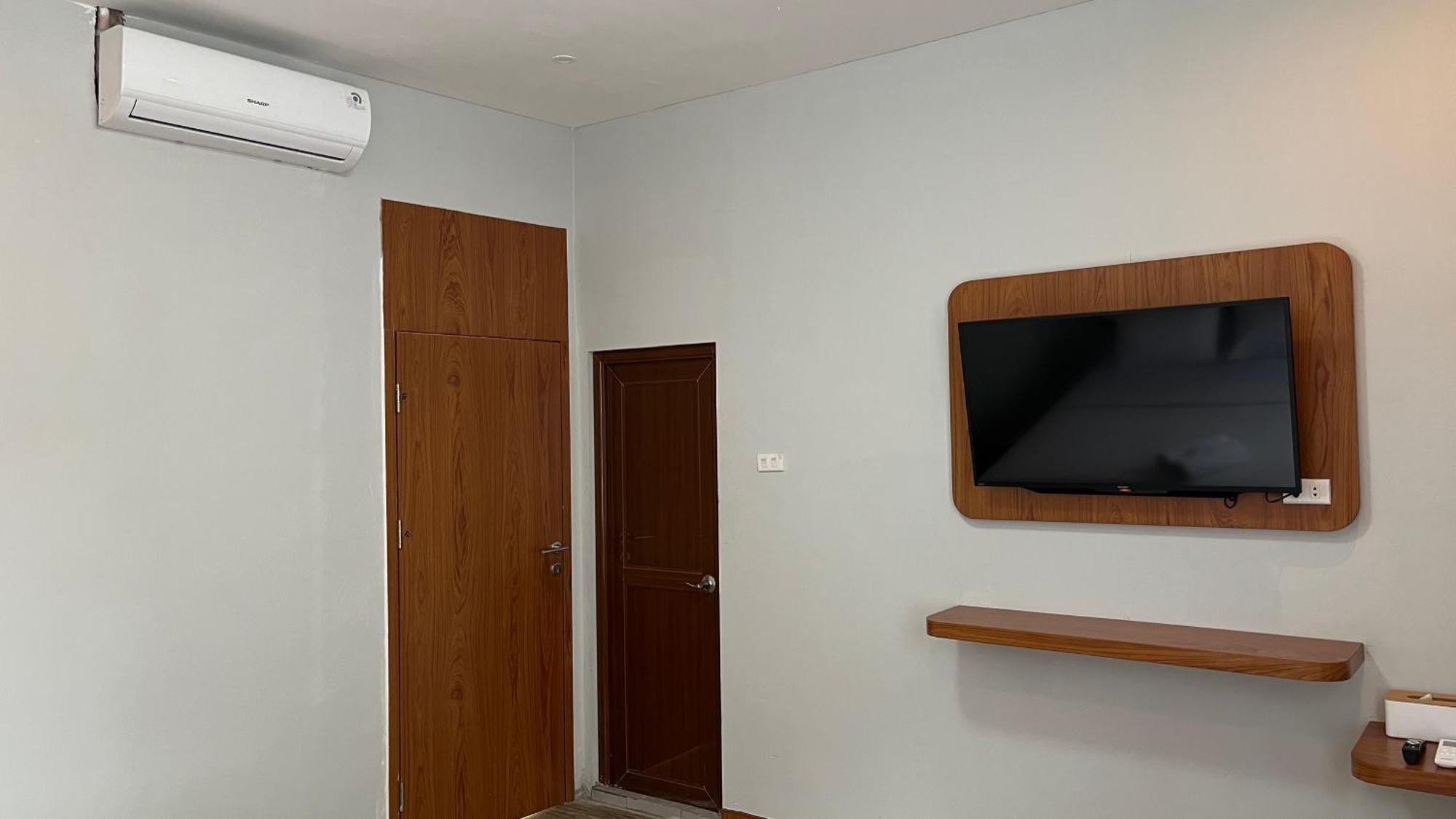 Reddoorz Premium At Jalan Diponegoro Lampung Bandar Lampung Exterior foto